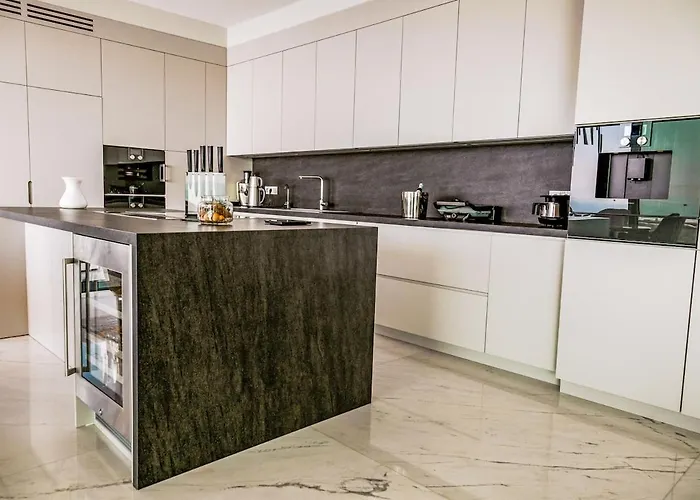 Luxury In With Breathtaking Views Villa *