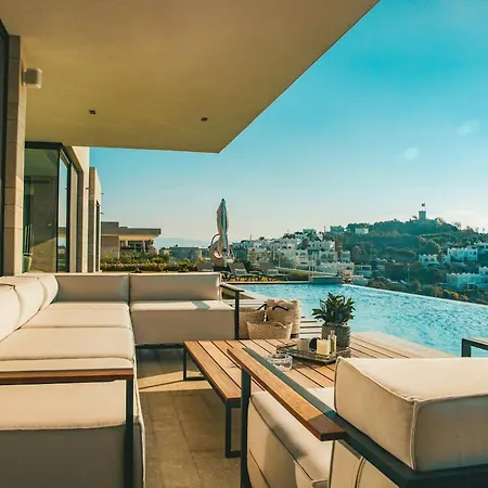 Luxury In With Breathtaking Views Villa