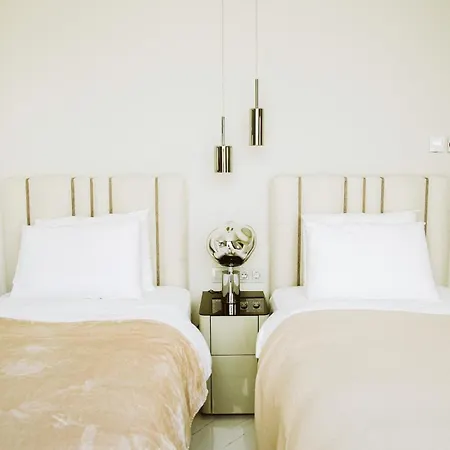 Luxury In With Breathtaking Views Villa *