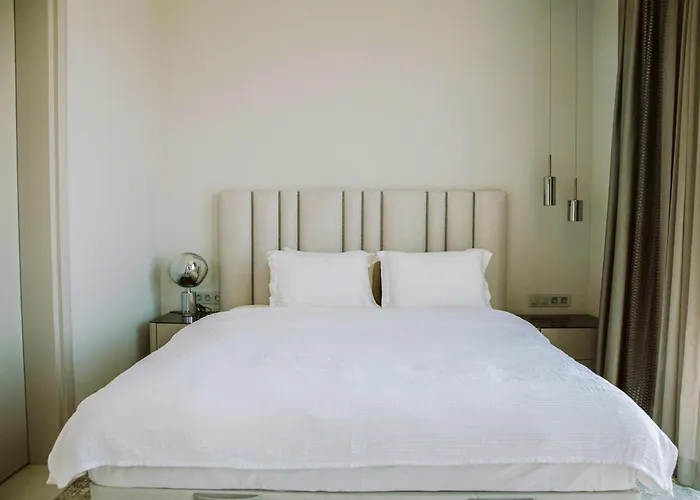 Luxury In With Breathtaking Views *