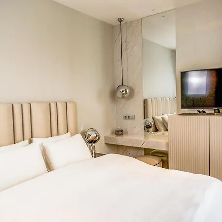 Luxury In With Breathtaking Views ヴィラ *